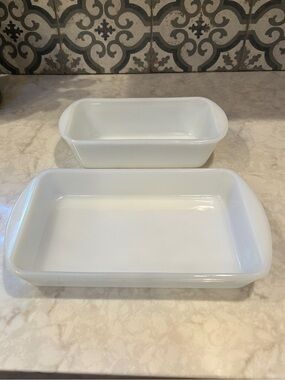 VINTAGE GLASBAKE Mid-Century Milk Glass Casserole & Loaf Pans-2 Pc Set EUC